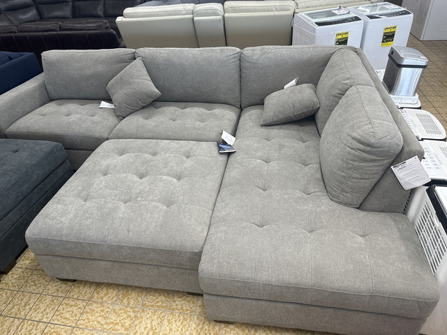 Thomasville Tisdale Fabric Sectional with Storage Ottoman